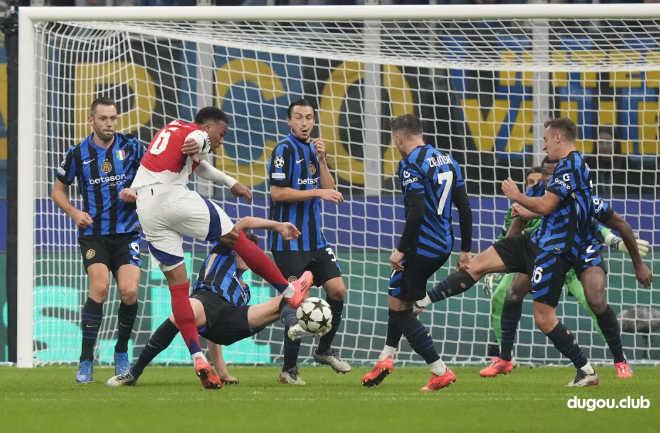 阿森纳不敌国际米兰,双线连败,总监辞职