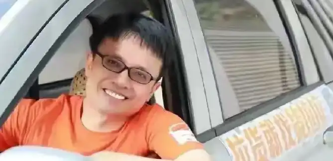 职业赌徒7年,在澳门赌场赢3000万!