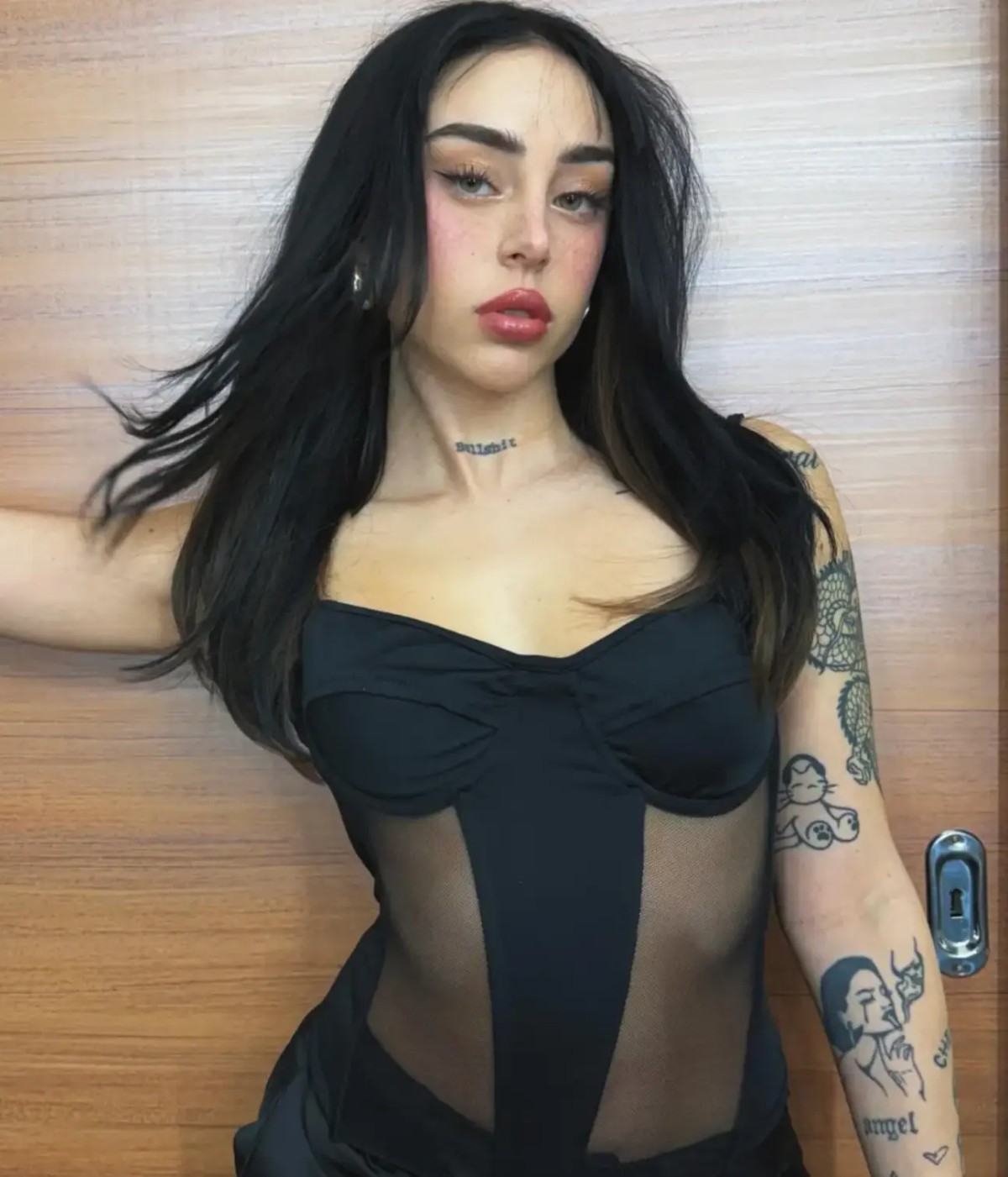 亚马尔在国家德比输球后前往米兰狂欢，与绯闻前任度过美妙一晚